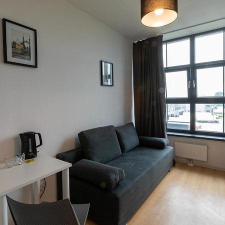 Sleepwell Apartments Вроцлав Екстериор снимка