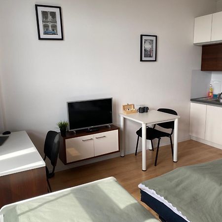 Sleepwell Apartments Вроцлав Екстериор снимка