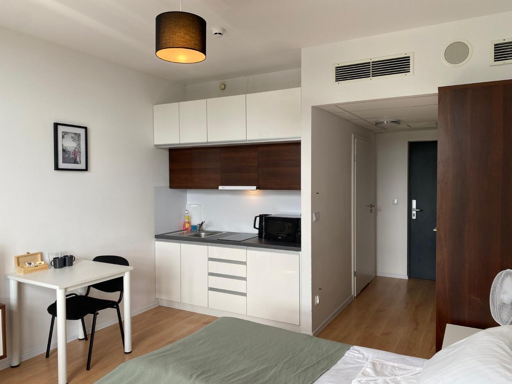 Sleepwell Apartments Вроцлав Екстериор снимка